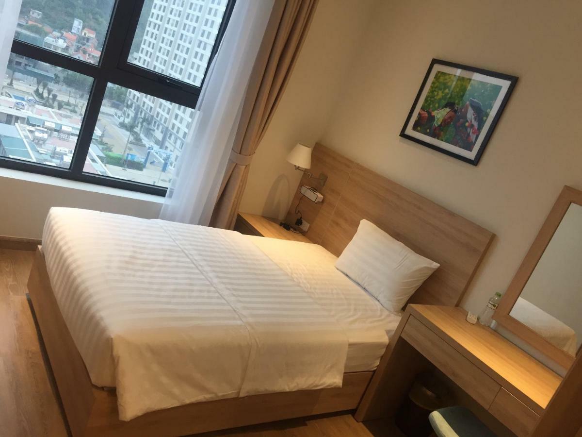 DTJ Hometel Ha Long Buitenkant foto