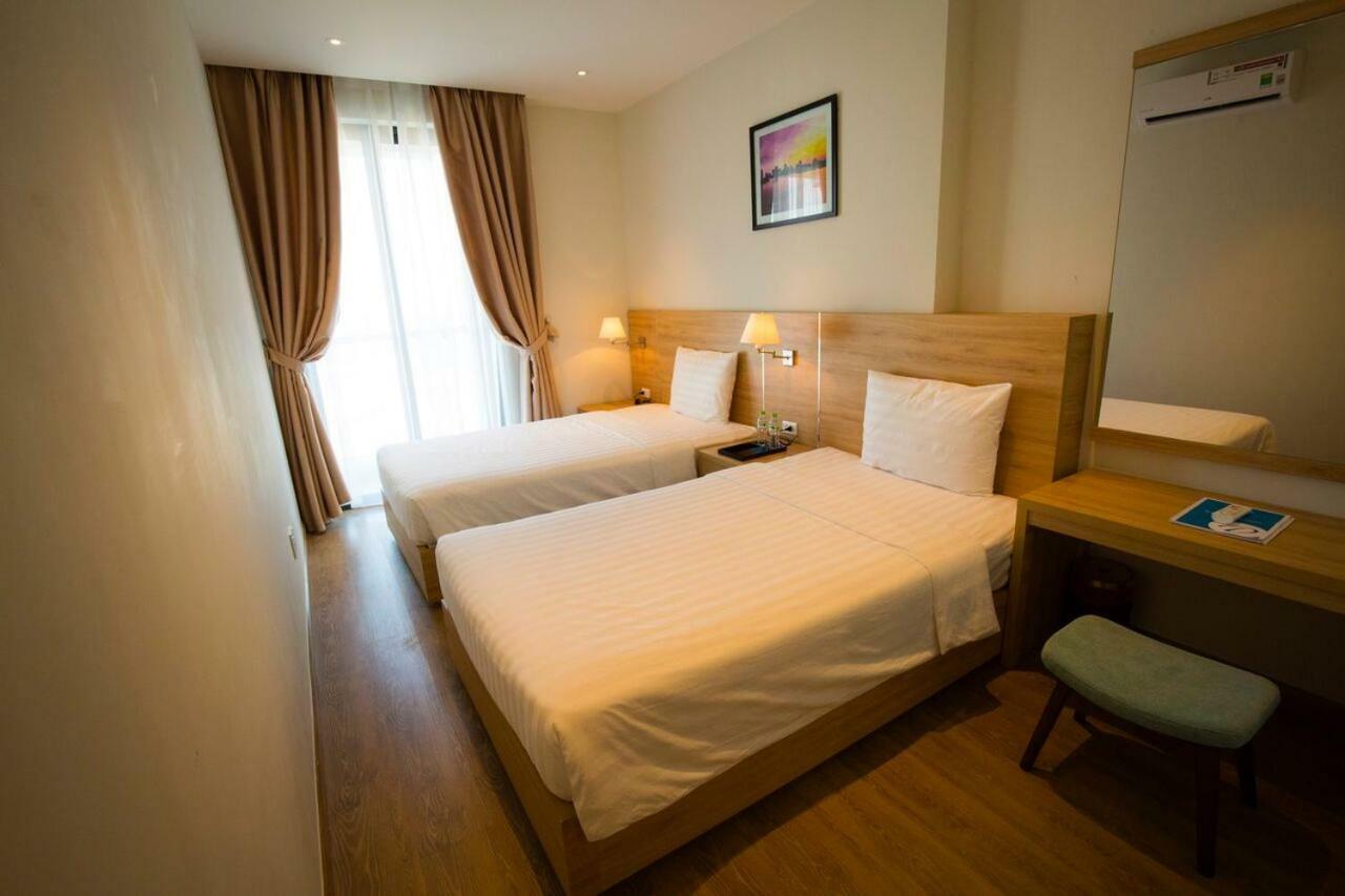 DTJ Hometel Ha Long Buitenkant foto